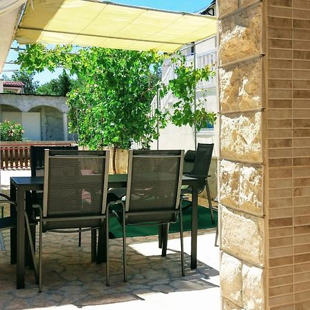 Apartments Jolic Vir Exterior foto